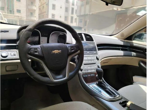 Car image 22