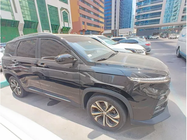 Car image 8