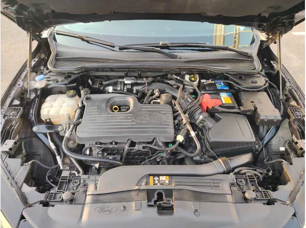 Car image 35
