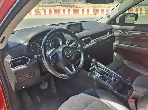 Car image 11