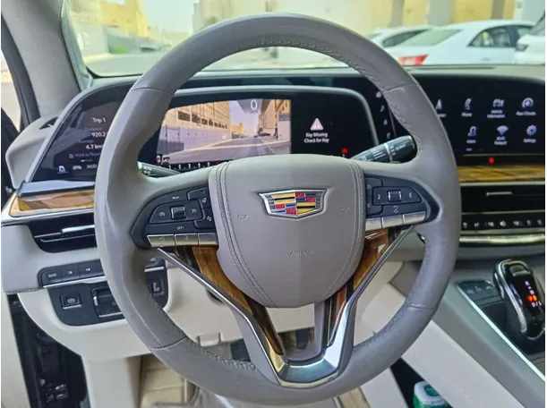 Car image 26