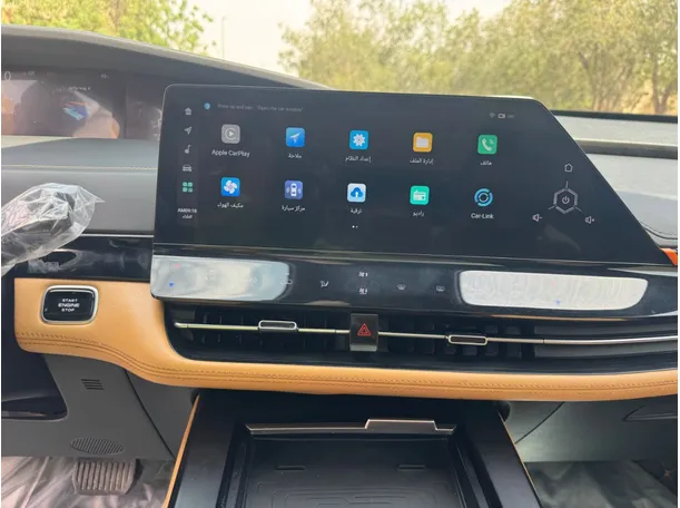 Car image 17