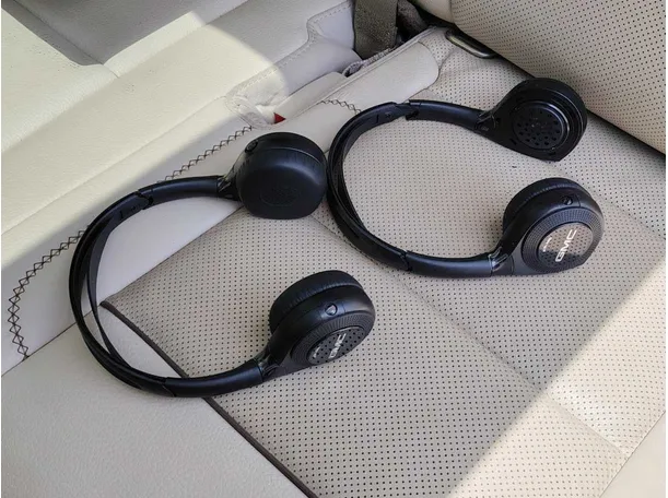 Car image 37