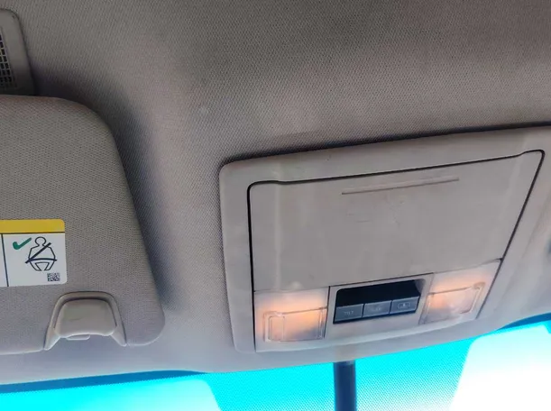 Car image 22