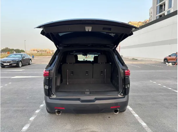 Car image 29