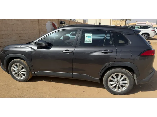 Car image 6