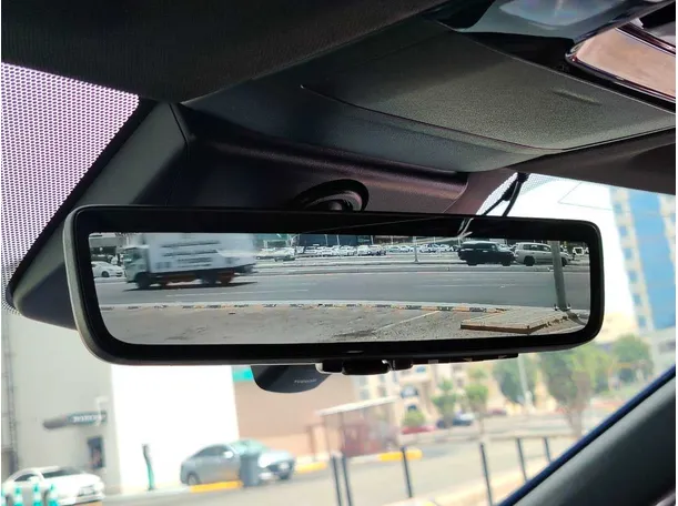 Car image 39