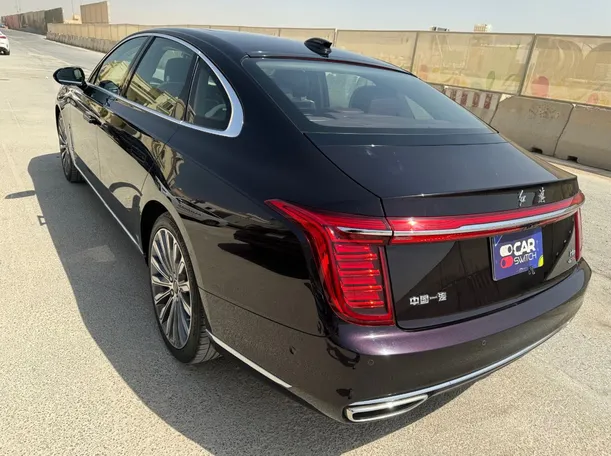 Car image 7