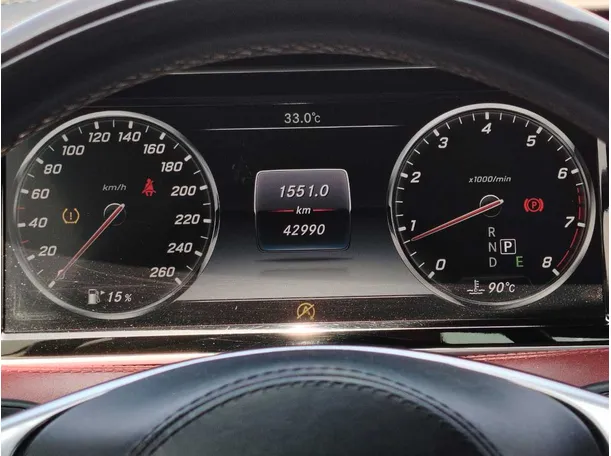 Car image 24