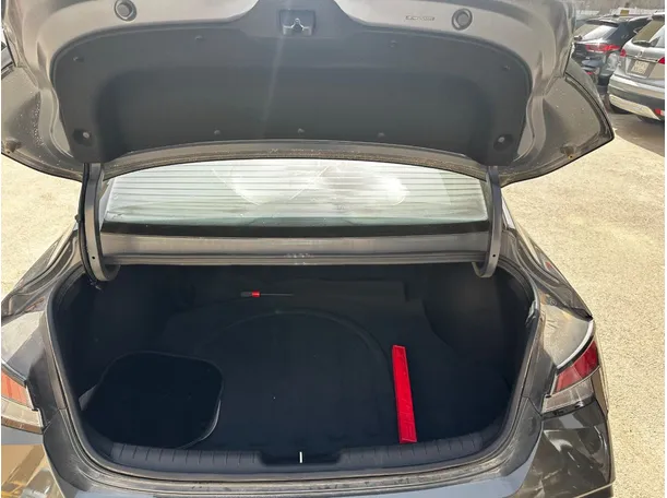 Car image 22