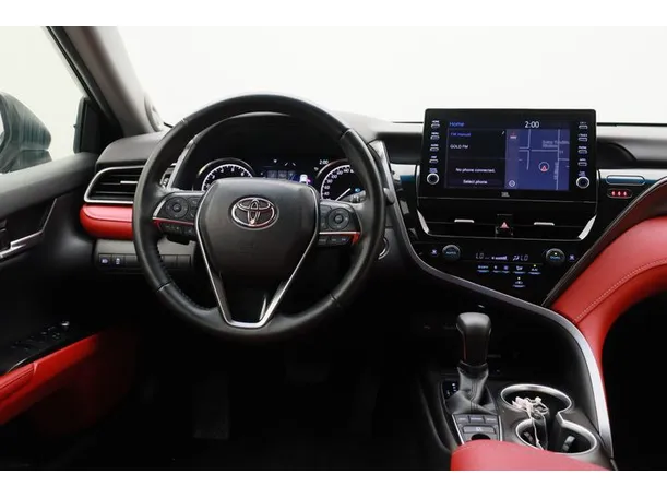 Car image 15