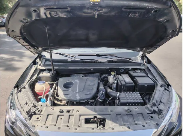 Car image 35