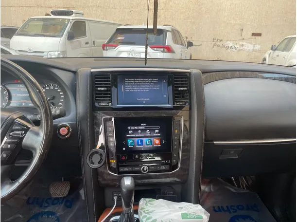 Car image 19