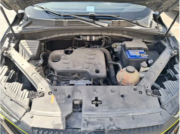 Car image 26