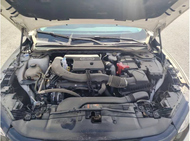 Car image 32