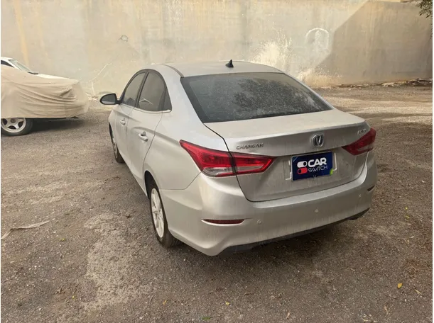Car image 7
