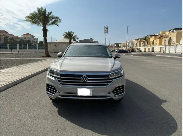 2022 Volkswagen Touareg in KSA