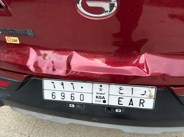 Car image 9