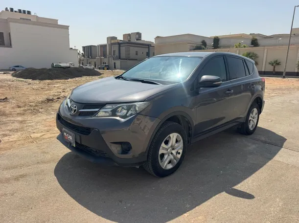 2015 Toyota RAV 4 in Riyadh