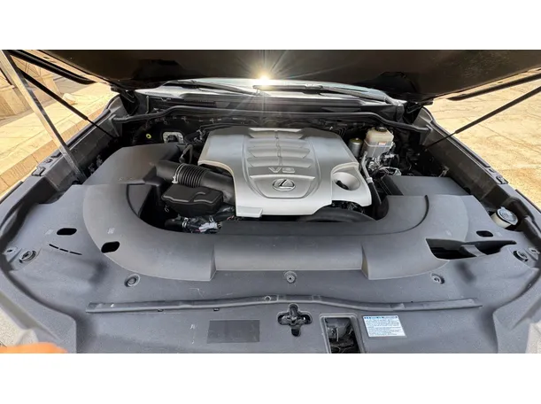 Car image 29