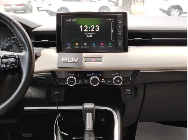Car image 24