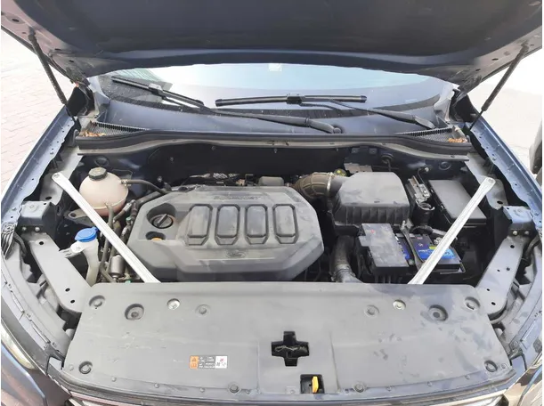 Car image 22