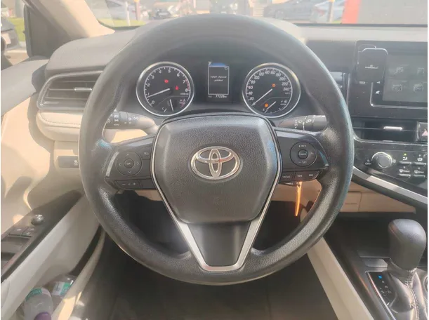 Car image 21