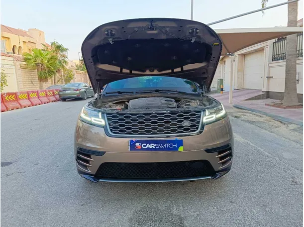 Car image 43