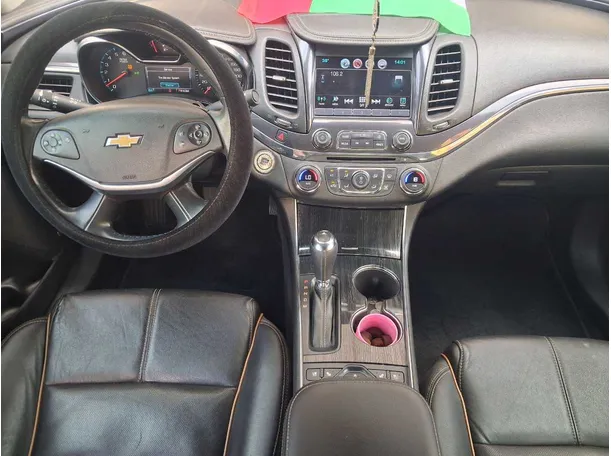 Car image 22
