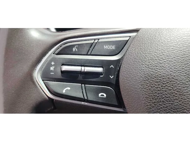 Car image 32