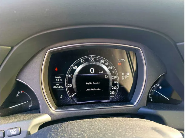 Car image 28