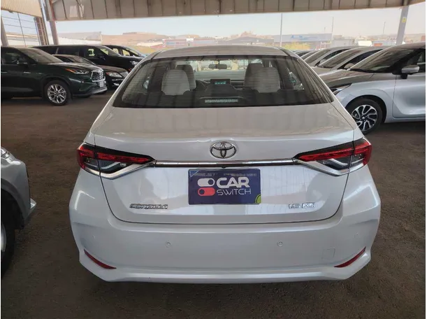 Car image 6