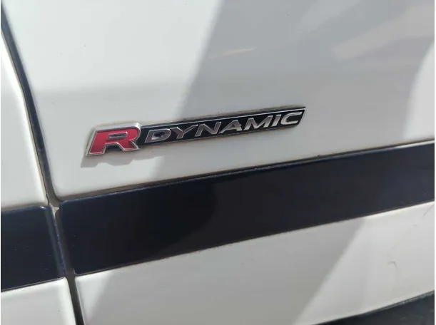 Car image 29