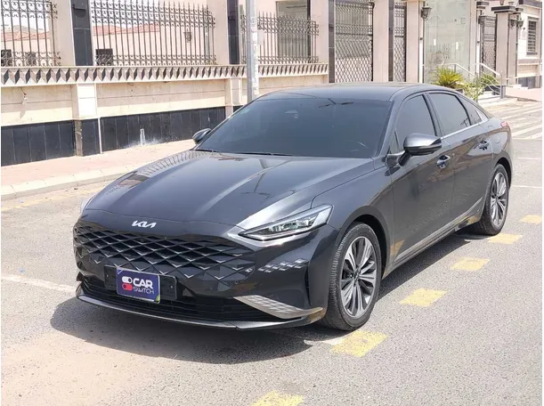 2022 Kia K8 in KSA