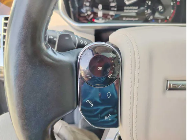 Car image 36