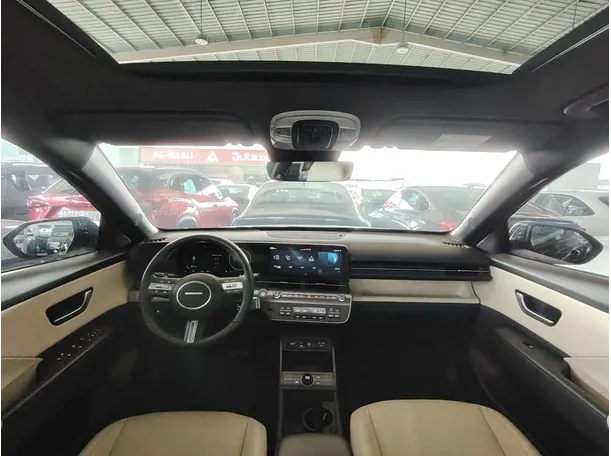 Car image 24