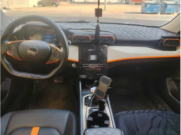 Car image 21