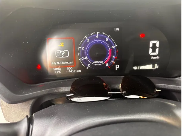 Car image 22