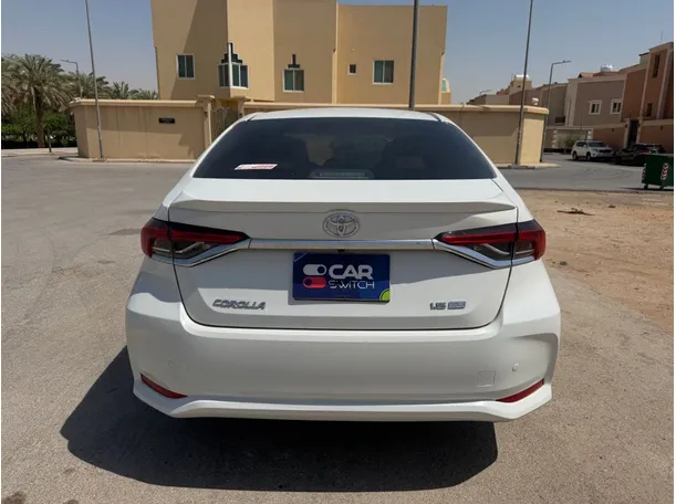 Car image 6