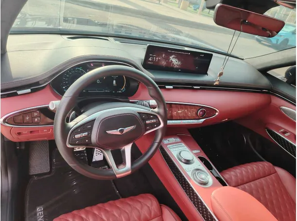 Car image 11