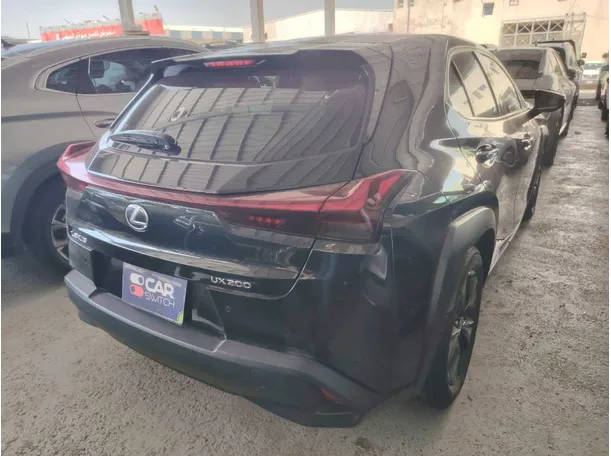 Car image 6
