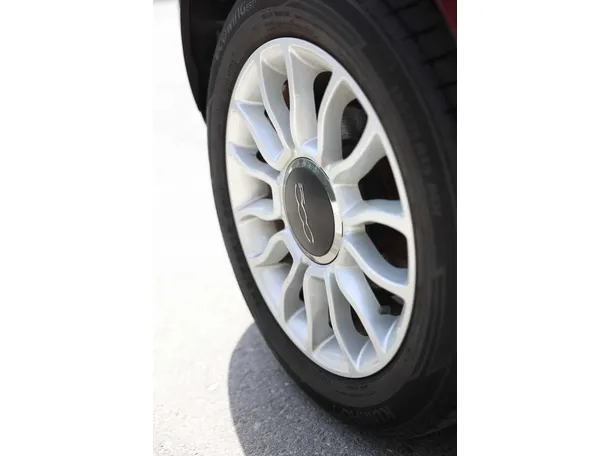 Car image 21