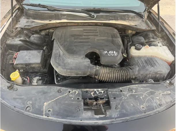 Car image 20