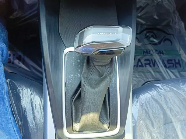 Car image 22