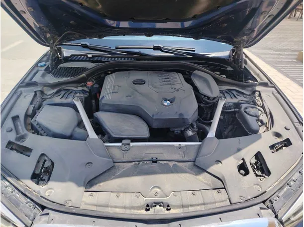 Car image 33