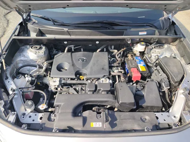 Car image 30