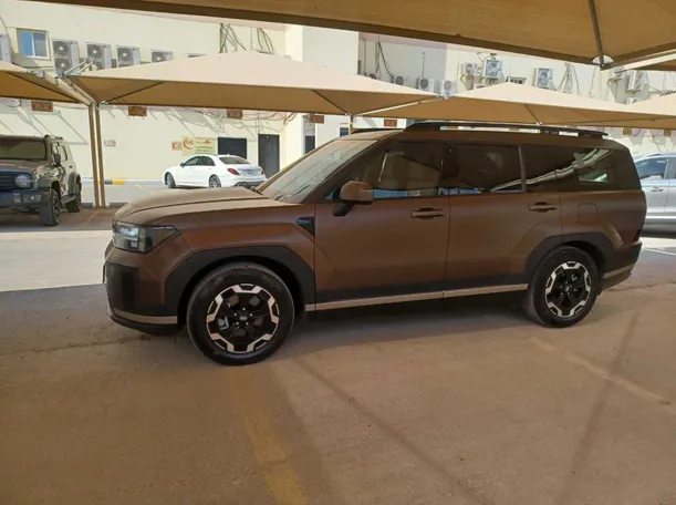 Car image 8
