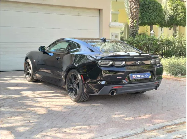 Car image 7