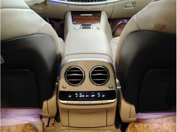 Car image 33