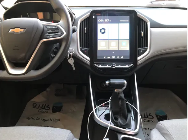 Car image 15